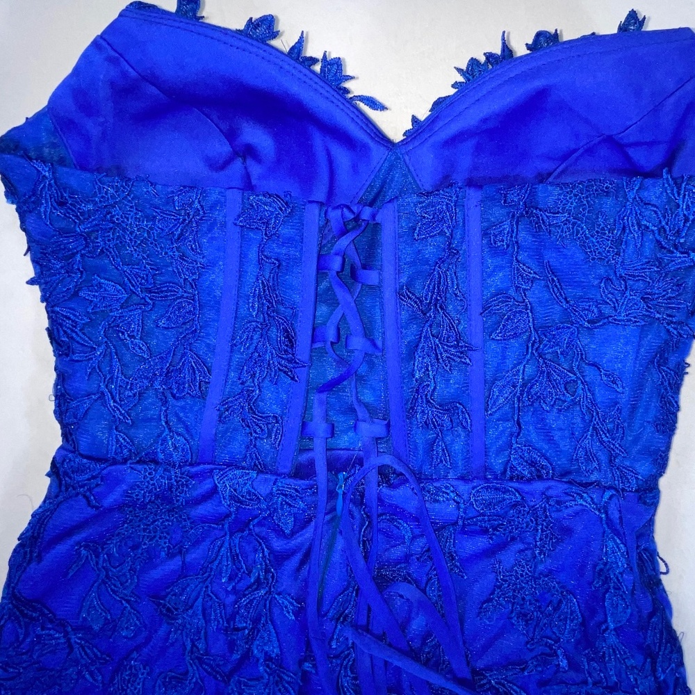 Never Worn Royal Blue Corset-Style Strapless Cocktail Dress Size 8 - Picture 4 of 10